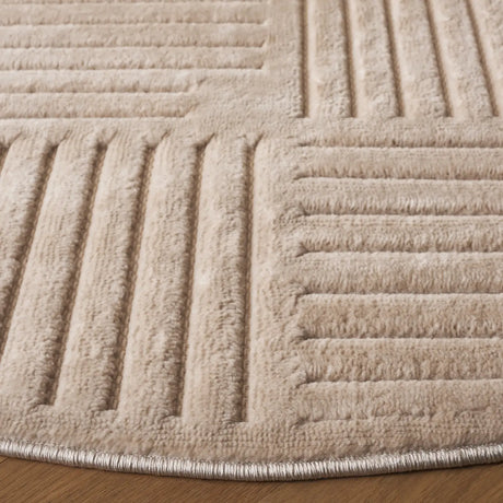 Safavieh Selena 6'-7" x 6'-7" Rug in Beige