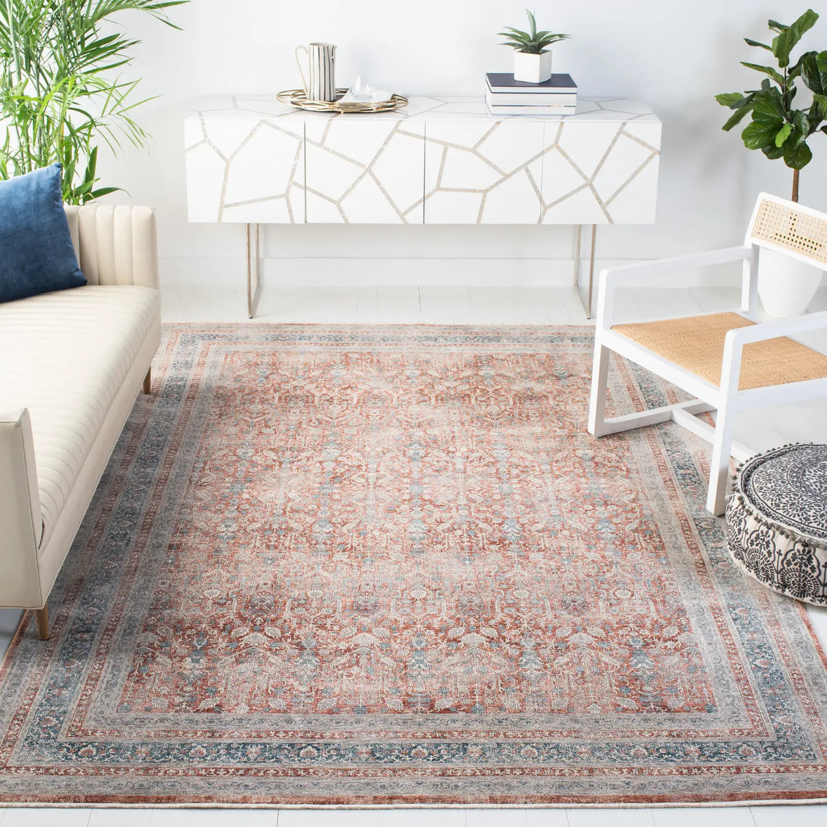 Safavieh Signature 8'-0" x 10'-0" Rug in Rust / Blue