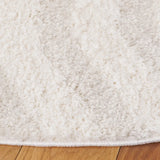 Safavieh Norway 6'-7" x 6'-7" Rug in Ivory / Grey