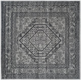 Safavieh Adirondack 6'-0" x 6'-0" Rug in Silver / Black