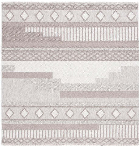 Safavieh Lotus 6'-7" x 6'-7" Rug in Ivory / Beige