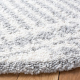 Safavieh Parma Shag 6'-7" x 6'-7" Rug in Grey / Ivory