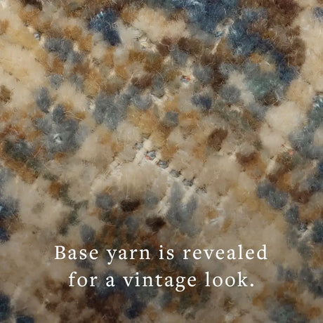 Loloi Heritage Her-05 Spa/Earth Rug - macro detail