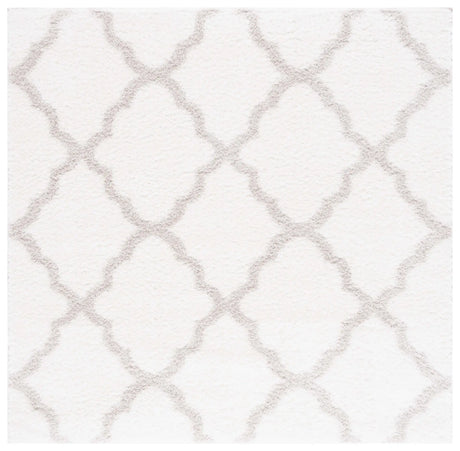 Safavieh Tahoe Shag 6'-7" x 6'-7" Rug in White / Silver