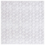 Safavieh Amelia 700 6'-7" x 6'-7" Rug in Grey / Ivory