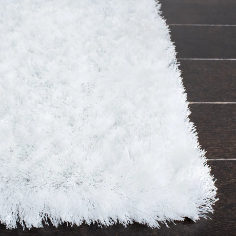 Safavieh Shag 4'-0" x 6'-0" Rug in Ivory