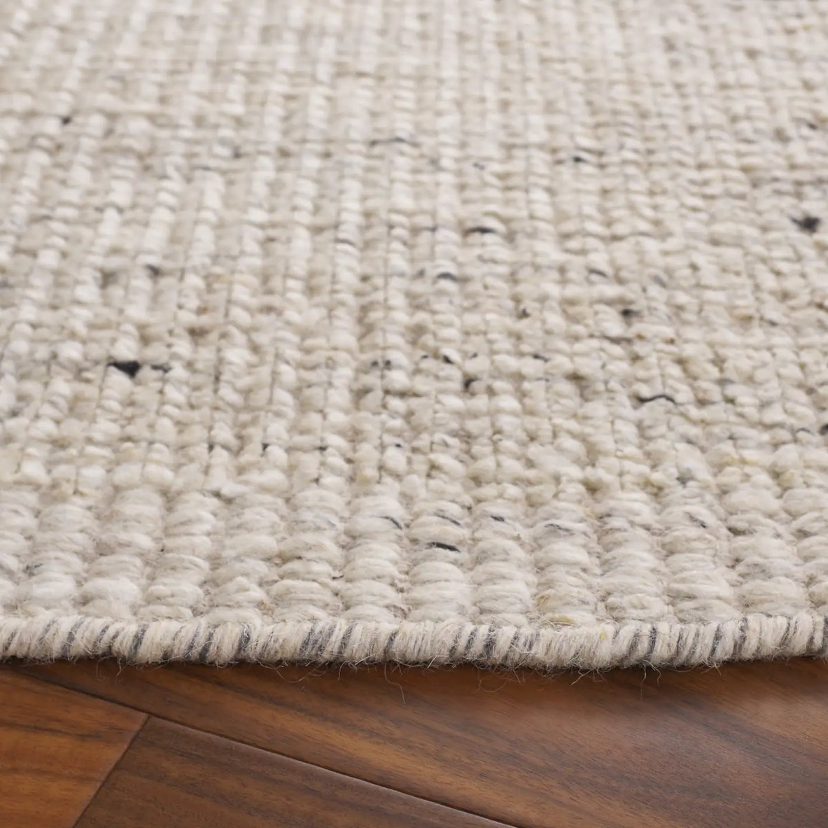 Safavieh Mirage 6'-0" x 6'-0" Rug in Beige / Black