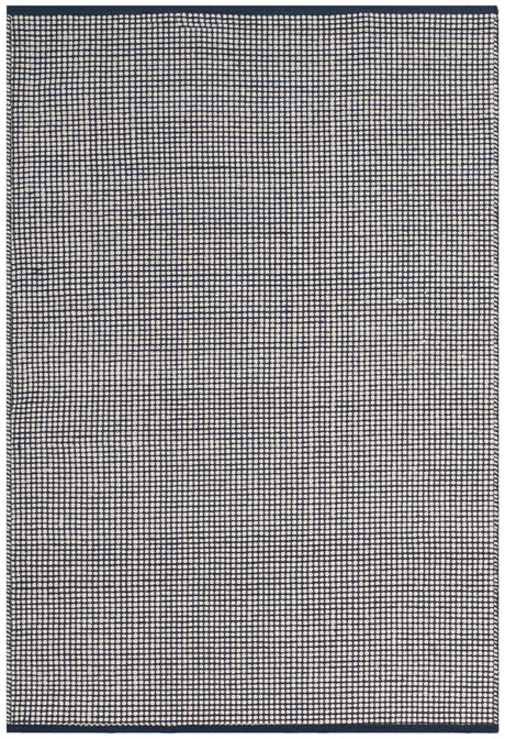 Safavieh Montauk 3'-0" x 5'-0" Rug in Ivory / Navy
