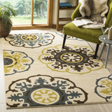 Safavieh Newbury 5'-1" x 7'-6" Rug in Ivory / Blue