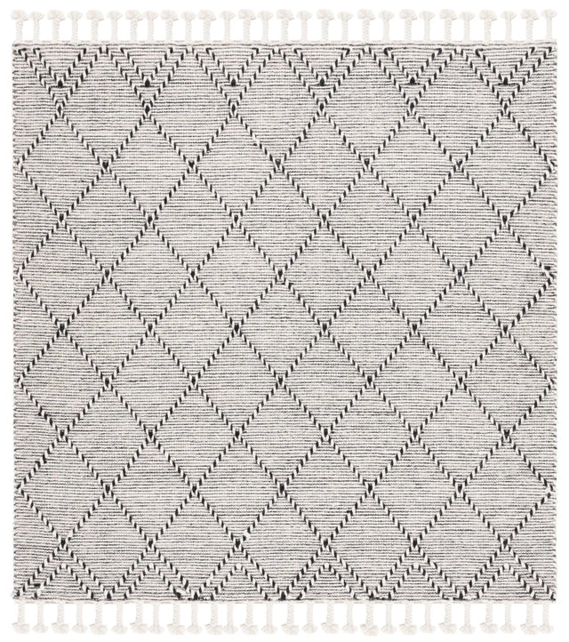 Safavieh Vermont 6'-0" x 6'-0" Rug in Ivory / Black