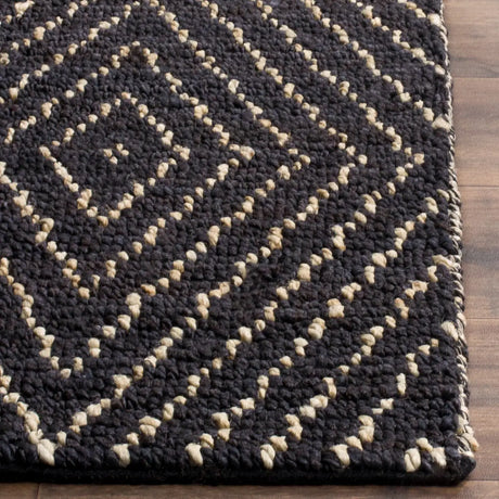 Safavieh Bohemian 4'-0" x 6'-0" Rug in Black / Ivory