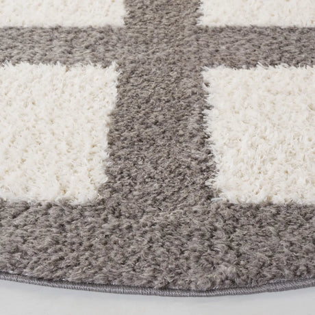 Safavieh Norway 6'-7" x 6'-7" Rug in Grey / Ivory