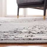 Safavieh Brentwood 4'-0" x 6'-0" Rug in Silver / Black