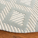 Safavieh Chatham 5'-0" x 5'-0" Rug in Grey / Ivory