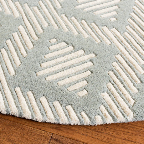 Safavieh Chatham 5'-0" x 5'-0" Rug in Grey / Ivory