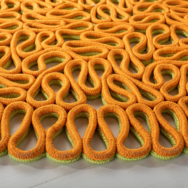 Safavieh Novelty 5'-0" x 5'-0" Rug in Orange / Green