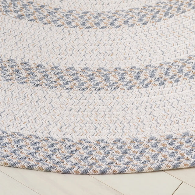 Safavieh Braided 800 5'-0" x 5'-0" Rug in Ivory / Grey