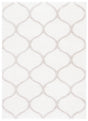 Safavieh Tahoe Shag 4'-0" x 6'-0" Rug in White / Silver