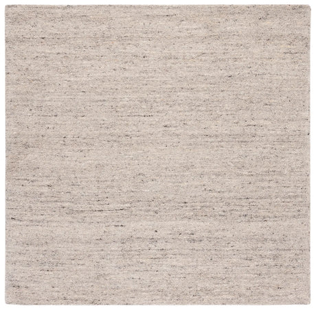 Safavieh Himalaya 7'-0" x 7'-0" Rug in Ivory