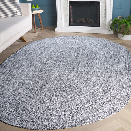 Safavieh Braided 5'-0" x 8'-0" Rug in Ivory / Black
