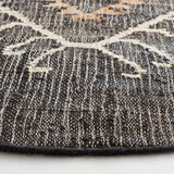 Safavieh Kilim 5'-0" x 5'-0" Rug in Black / Ivory