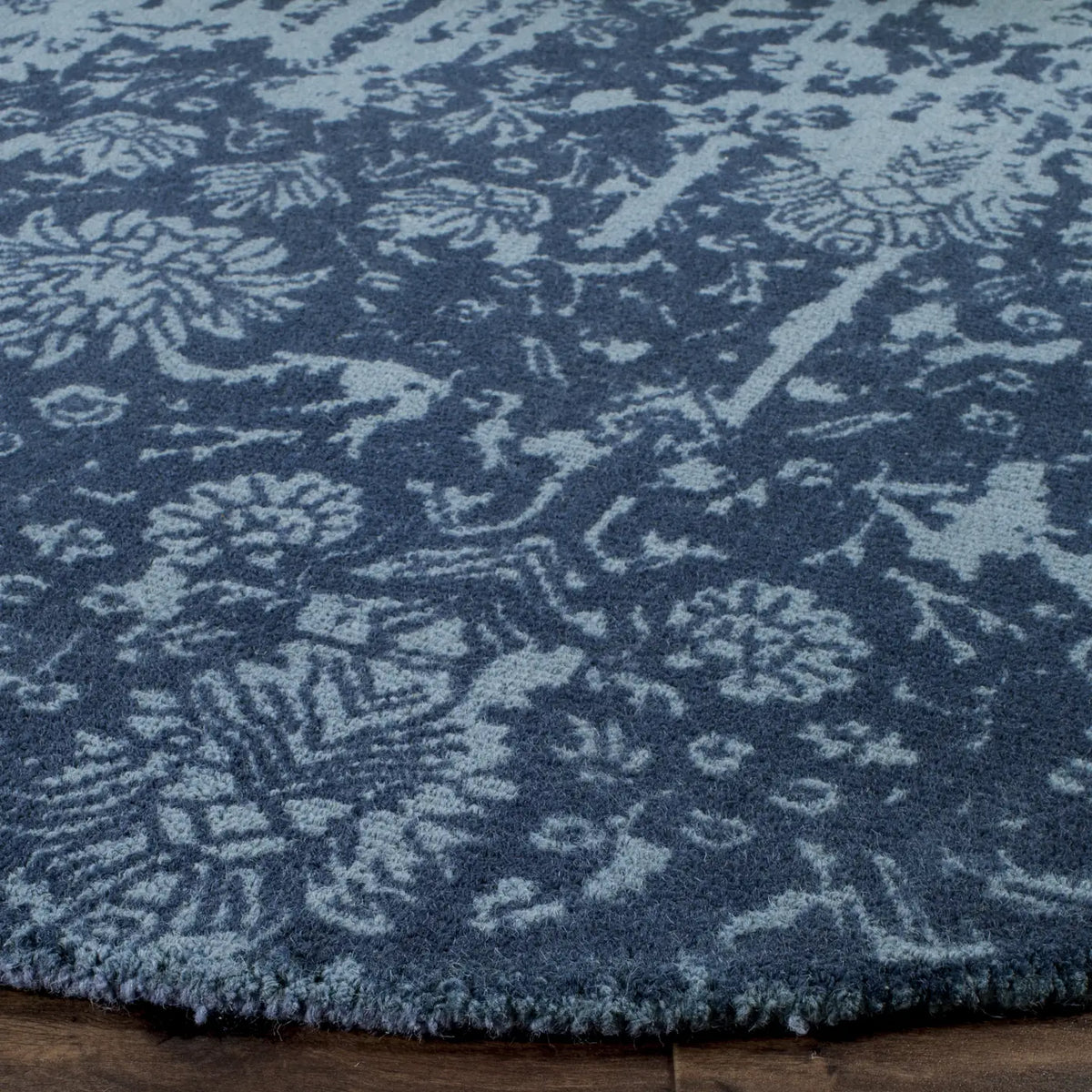 Safavieh Restoration Vintage 6'-0" x 6'-0" Rug in Blue / Dark Blue