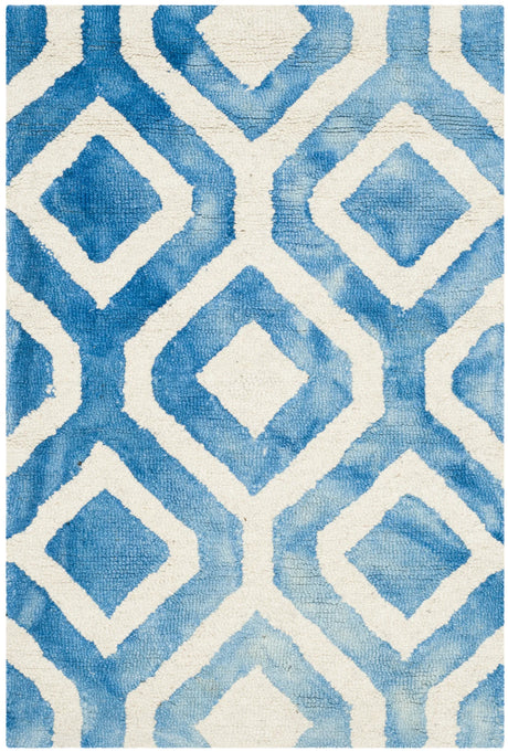 Safavieh Dip Dye 2'-0" x 3'-0" Rug in Ivory / Blue