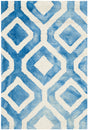 Safavieh Dip Dye 2'-0" x 3'-0" Rug in Ivory / Blue