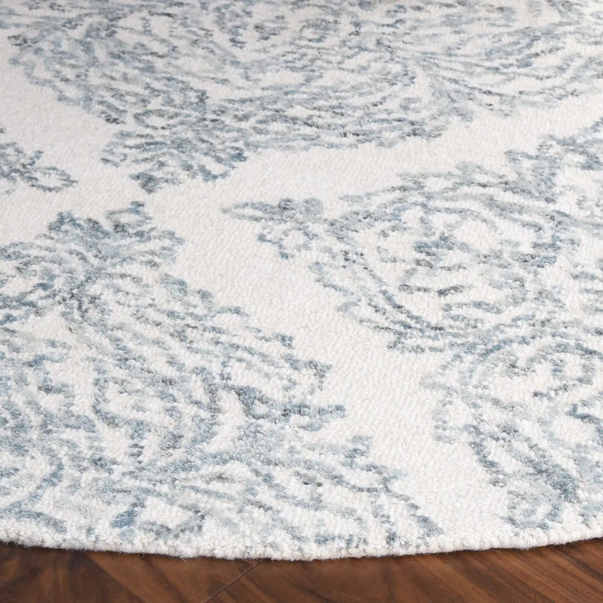 Safavieh Martha Stewart 300 6'-0" x 6'-0" Rug in Ivory / Blue