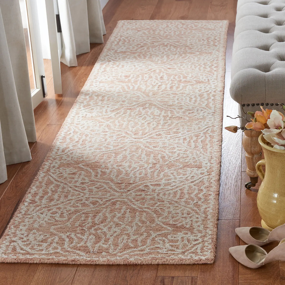 Safavieh Capri 2'-3" x 9'-0" Rug in Rust / Ivory