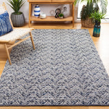 Safavieh Kilim 5'-0" x 8'-0" Rug in Navy