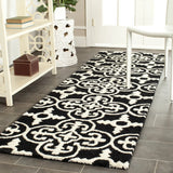 Safavieh Cambridge 2'-6" x 10'-0" Rug in Black / Ivory