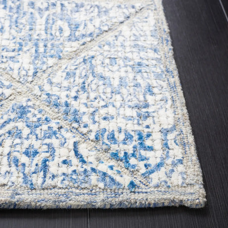 Safavieh Artistry 600 5'-0" x 8'-0" Rug in Blue / Natural