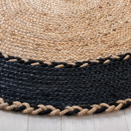 Safavieh Natural Fiber 3'-0" x 5'-0" Rug in Natural / Black