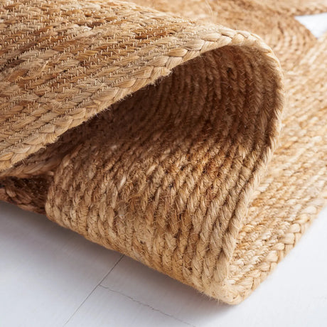 Safavieh Natural Fiber 4'-0" x 6'-0" Rug in Natural