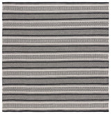 Safavieh Montauk 6'-0" x 6'-0" Rug in Black / Ivory