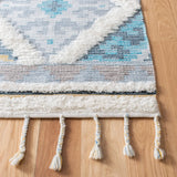 Safavieh Saffron 4'-0" x 6'-0" Rug in Ivory / Turquoise