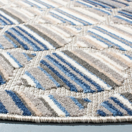 Safavieh Cabana 5'-3" x 5'-3" Rug in Blue / Grey