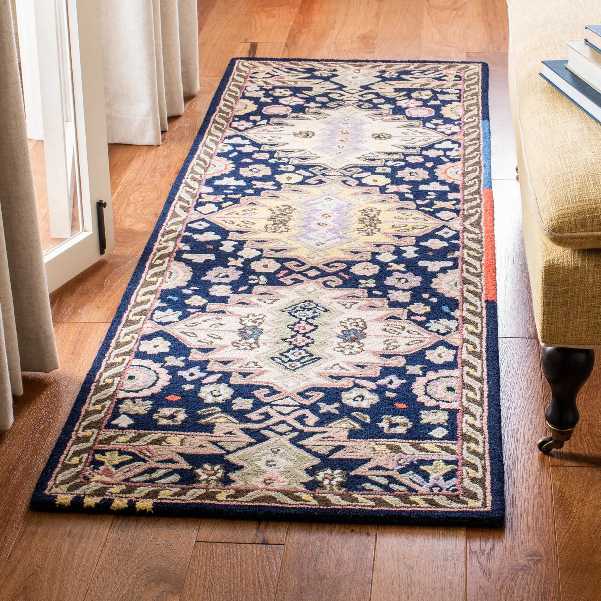 Safavieh Bellagio 2'-3" x 7'-0" Rug in Navy / Sage
