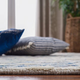 Safavieh Glamour 5'-0" x 8'-0" Rug in Ivory / Red