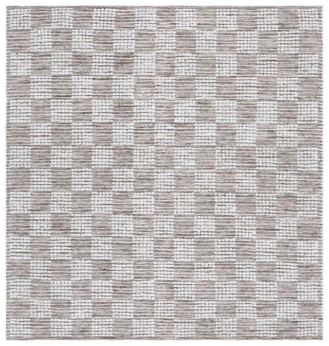 Safavieh Montauk 6'-0" x 6'-0" Rug in Brown / Ivory
