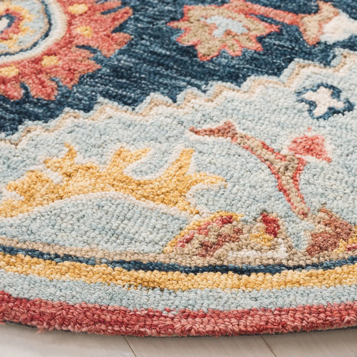 Safavieh Metro 6'-0" x 6'-0" Rug in Navy / Red