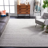 Safavieh Marbella 6'-0" x 9'-0" Rug in Light Grey / Ivory