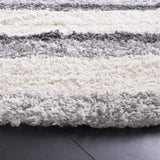 Safavieh Fontana Shag  800 6'-7" x 6'-7" Rug in Ivory / Grey