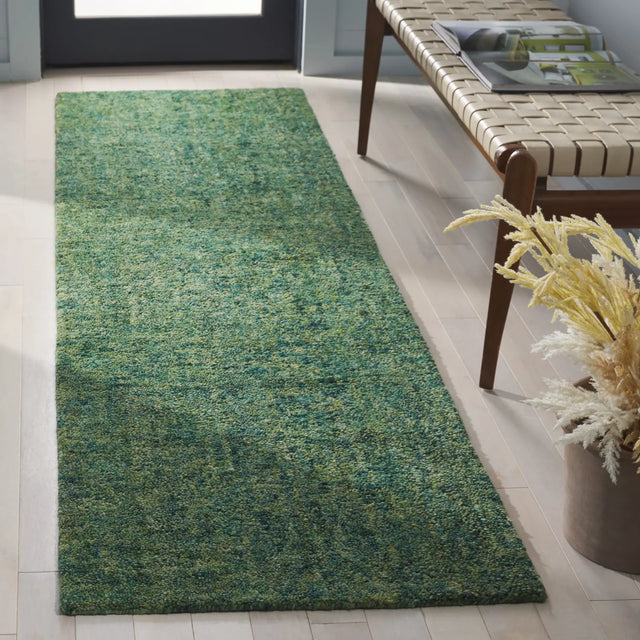 Safavieh Gabbeh 2'-3" x 8'-0" Rug in Green