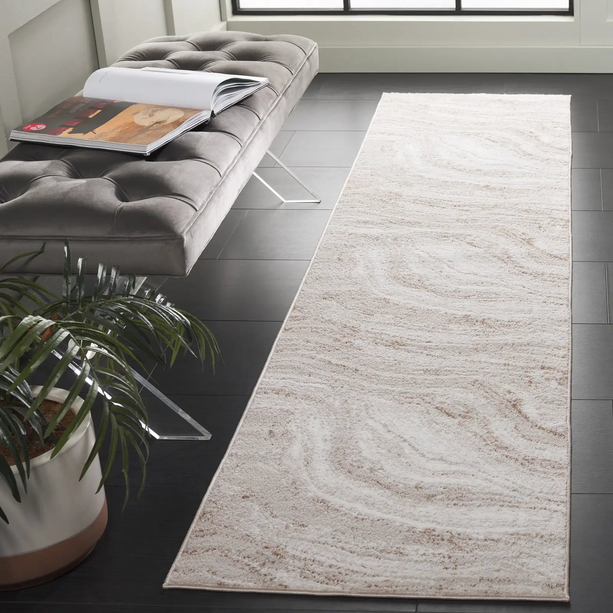 Safavieh Parker 2'-0" x 8'-0" Rug in Beige / Ivory