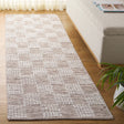Safavieh Montauk 2'-3" x 8'-0" Rug in Brown / Ivory