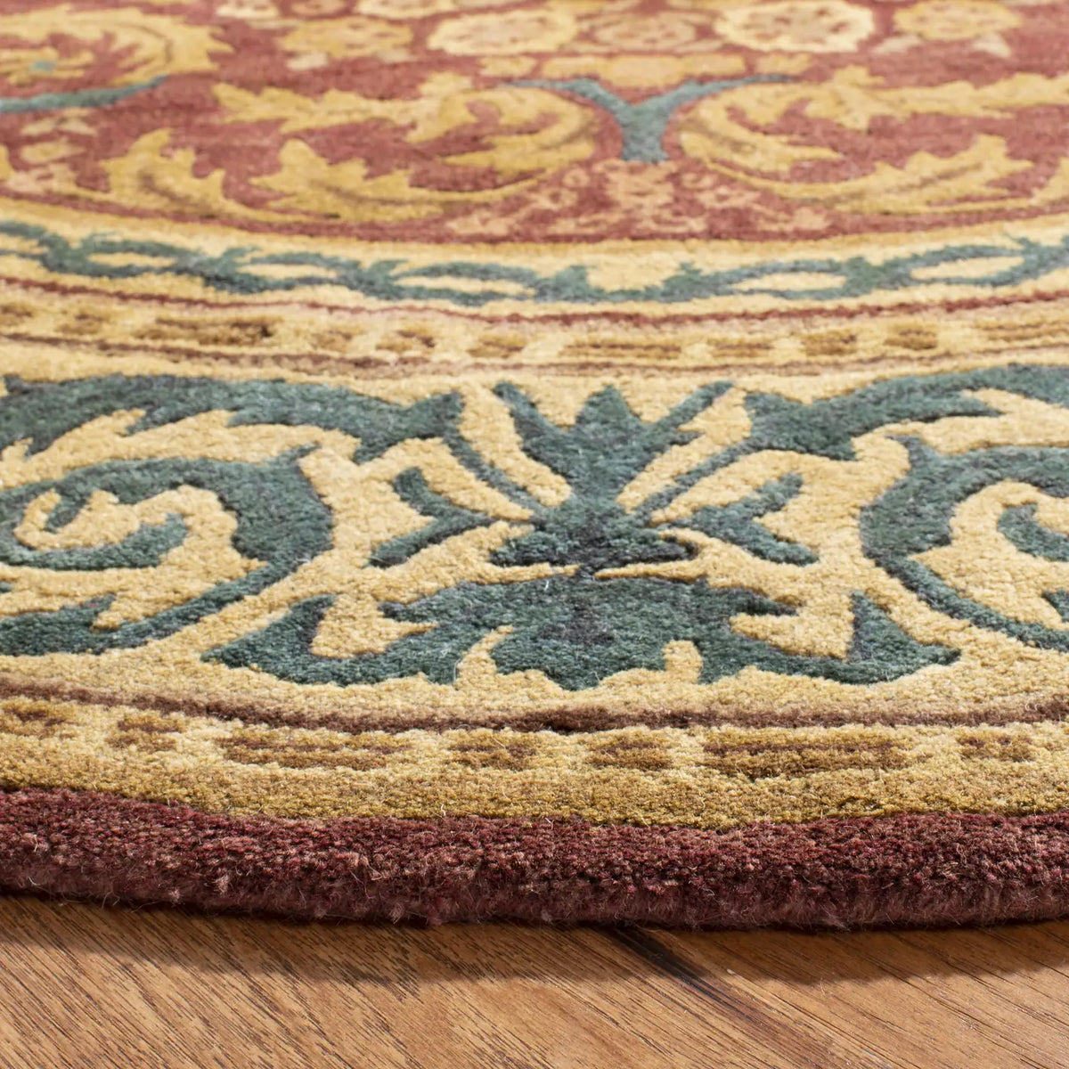 Safavieh Empire 6'-0" x 6'-0" Rug in Burgundy / Gold