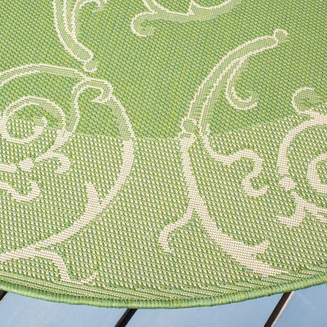 Safavieh Courtyard 5'-3" x 5'-3" Rug in Olive / Natural