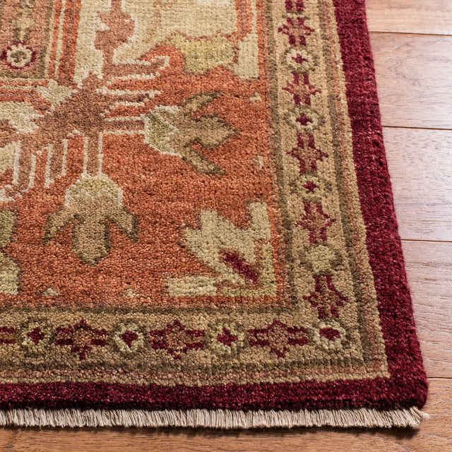 Safavieh Oushak 4'-0" x 6'-0" Rug in Red / Green